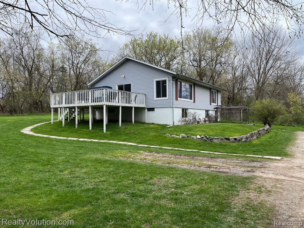5522 HEMINGWAY LAKE Road, Otter Lake, MI 48464 — Photo 5