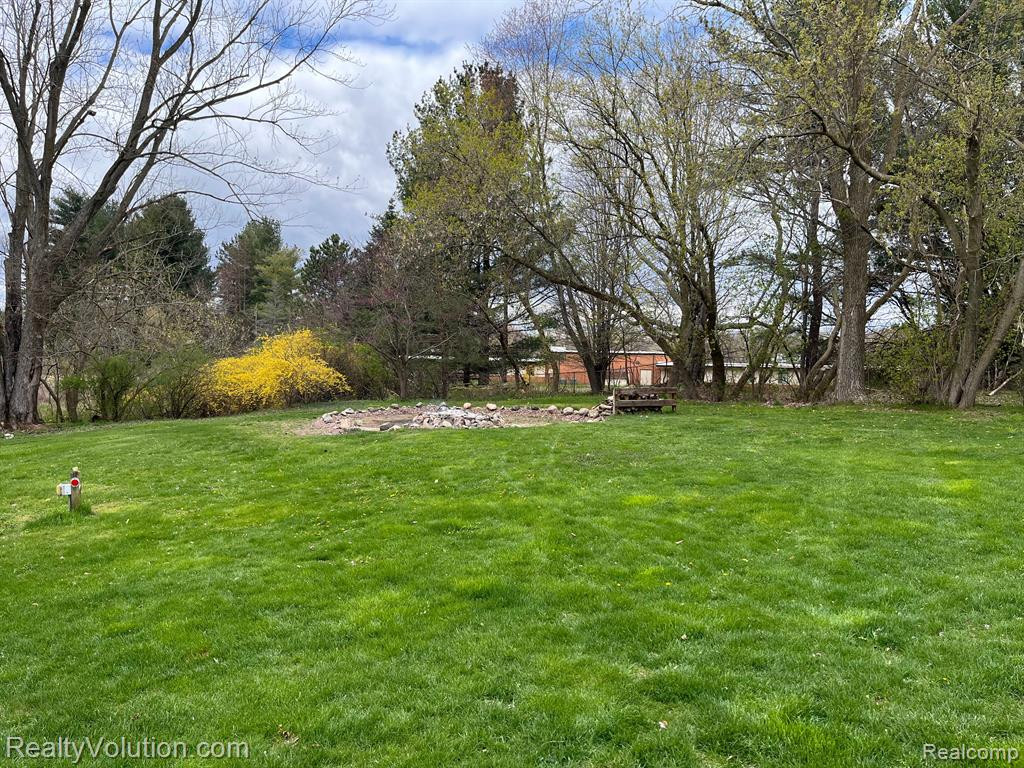 5522 HEMINGWAY LAKE Road, Otter Lake, MI 48464 — Photo 34