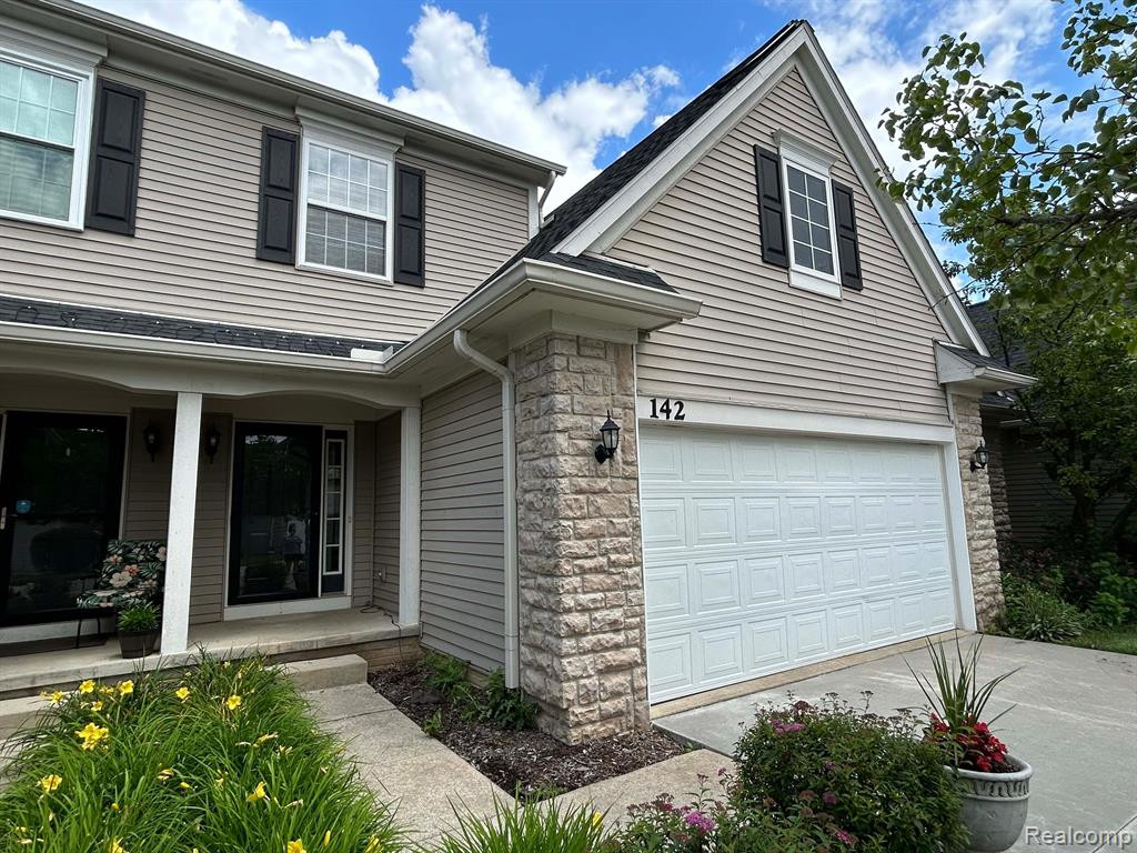 142 BURWYCK PARK Drive, Saline, MI 48176 — Photo 2