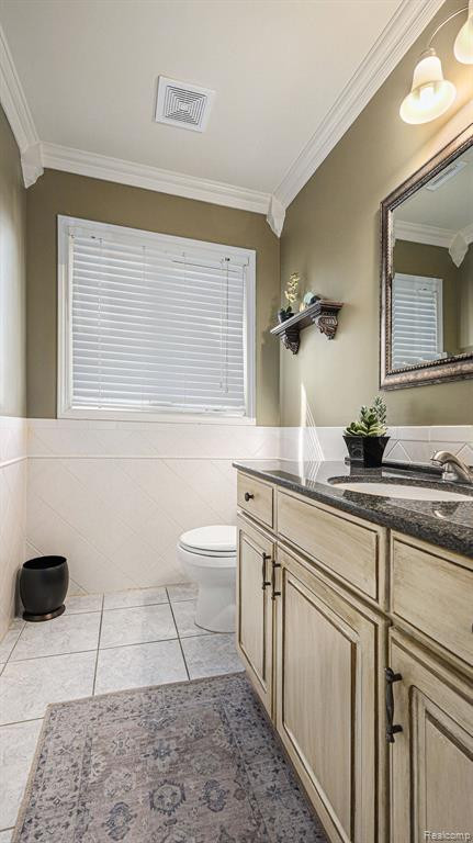 55568 N KINGSWAY Drive E, Shelby Twp, MI 48316 — Photo 22