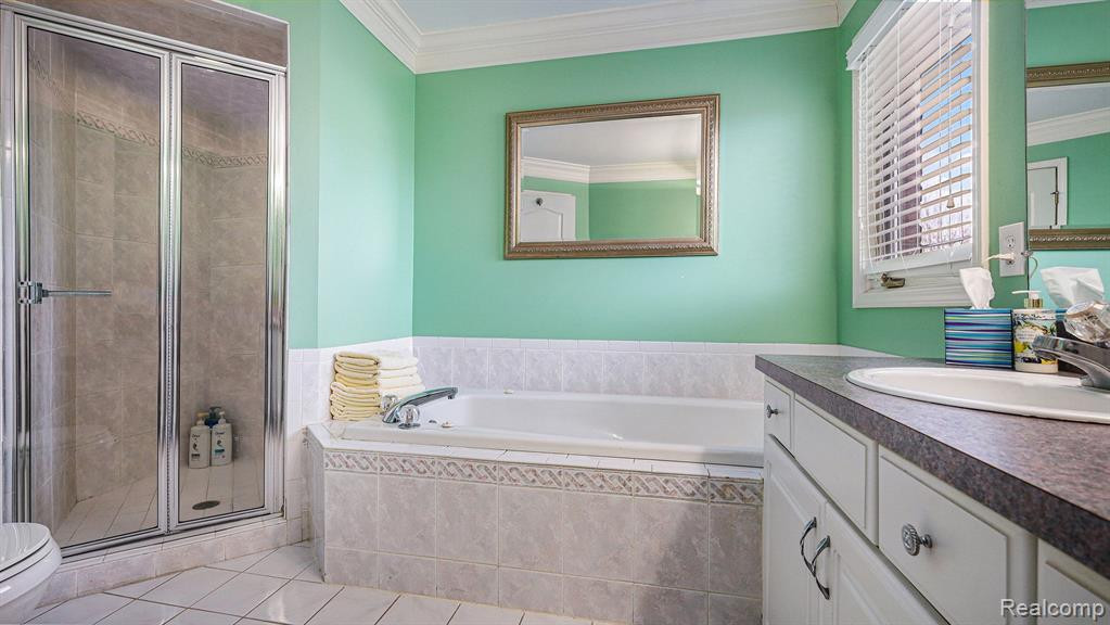 55568 N KINGSWAY Drive E, Shelby Twp, MI 48316 — Photo 29