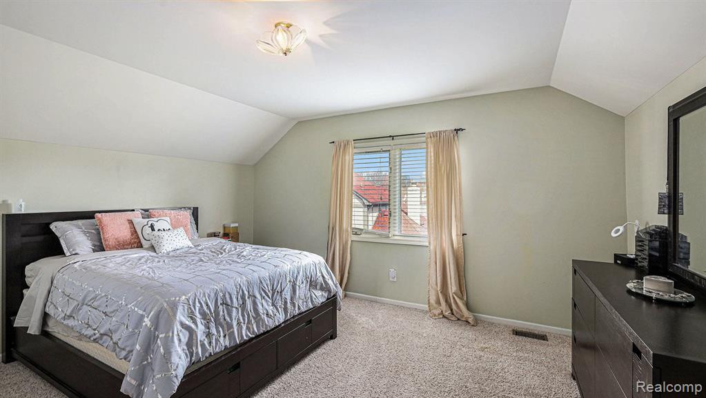 55568 N KINGSWAY Drive E, Shelby Twp, MI 48316 — Photo 30
