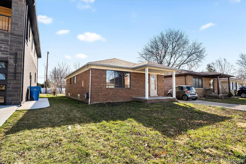 6030 WHITEFIELD Street, Dearborn Heights, MI 48127 — Photo 2