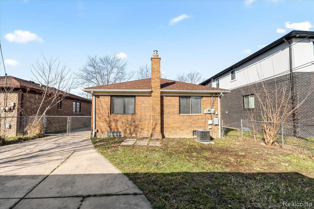 6030 WHITEFIELD Street, Dearborn Heights, MI 48127 — Photo 20
