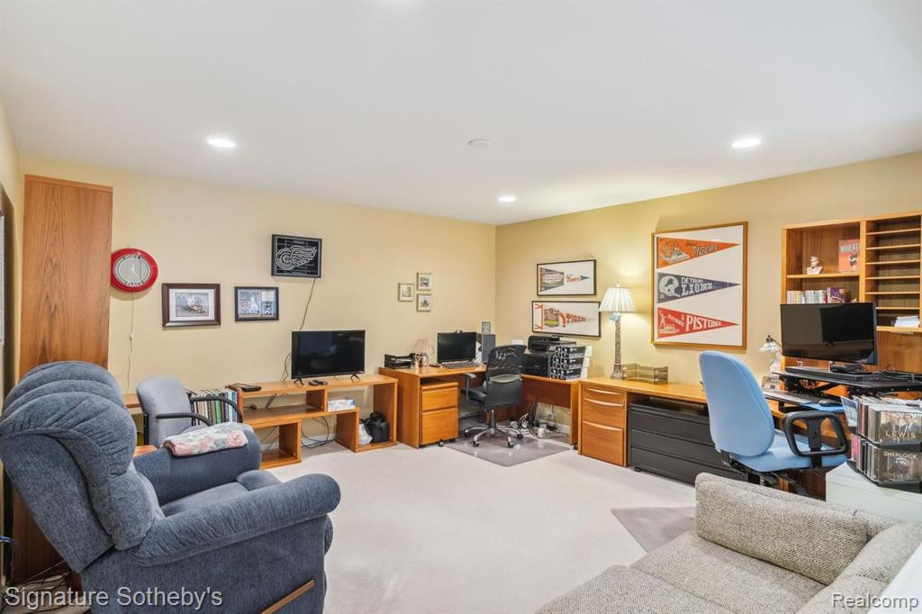 48919 Rainbow Lane S, 51, Northville, MI 48168 — Photo 19