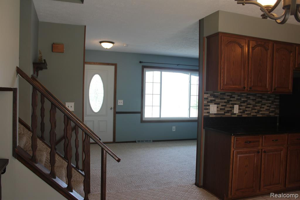 450 S CONKLIN Road, Lake Orion, MI 48362 — Photo 13