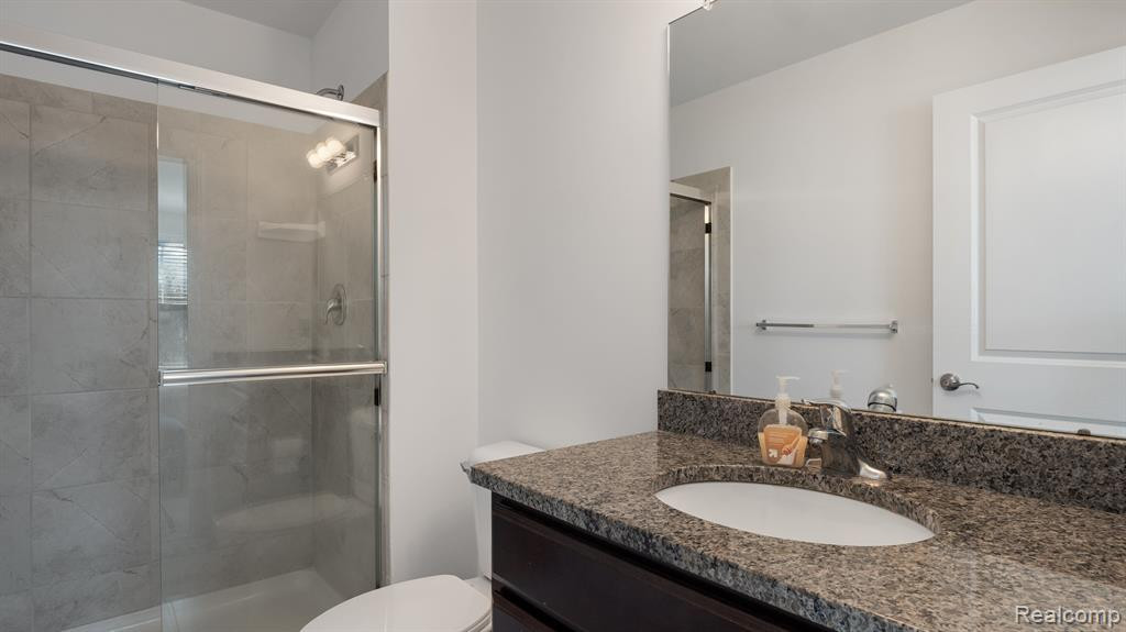 4620 BRADLEY Circle, Troy, MI 48085 — Photo 19