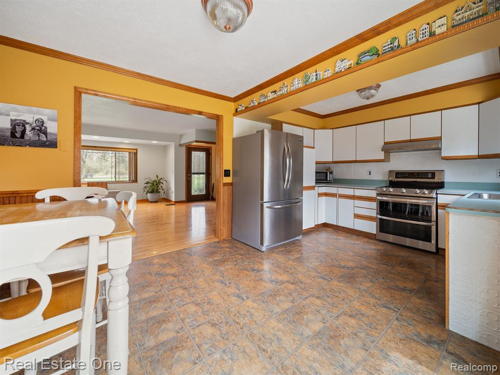 9143 CEDAR LAKE Road, Pinckney, MI 48169 — Photo 6