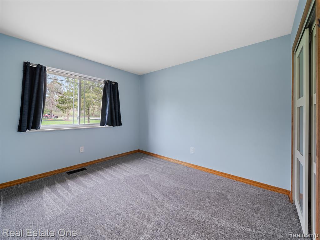 9143 CEDAR LAKE Road, Pinckney, MI 48169 — Photo 12