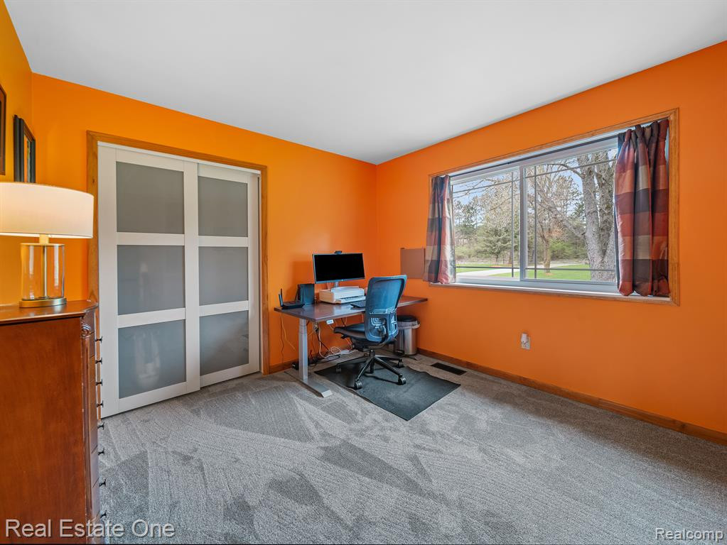 9143 CEDAR LAKE Road, Pinckney, MI 48169 — Photo 13