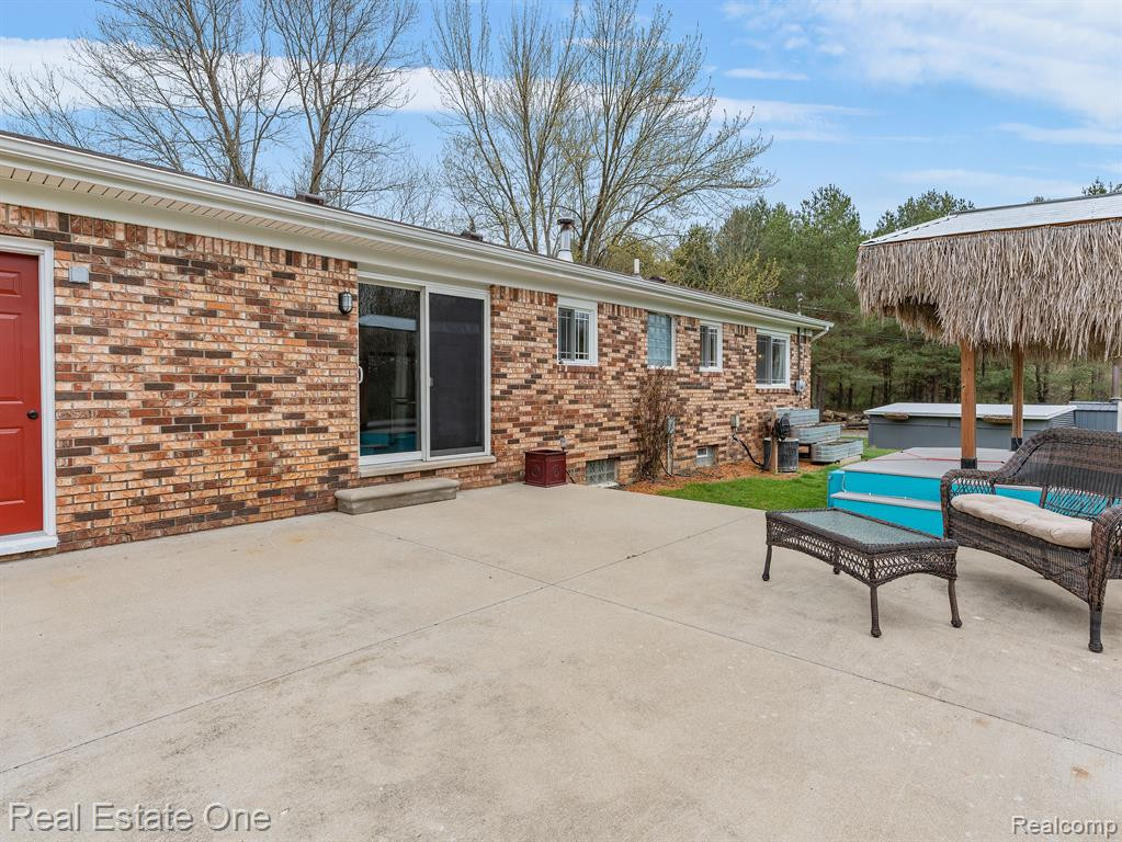 9143 CEDAR LAKE Road, Pinckney, MI 48169 — Photo 15