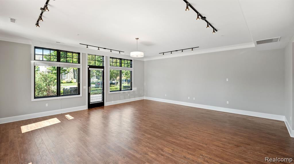 441 S ETON Street, Birmingham, MI 48009 — Photo 2