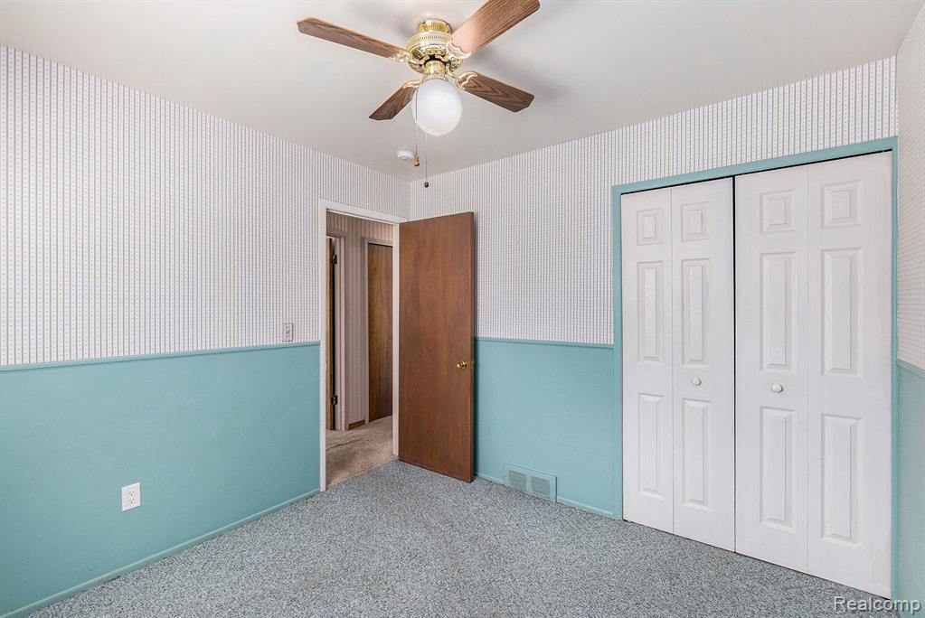 6338 GLASTONBURY Street, Westland, MI — Photo 20