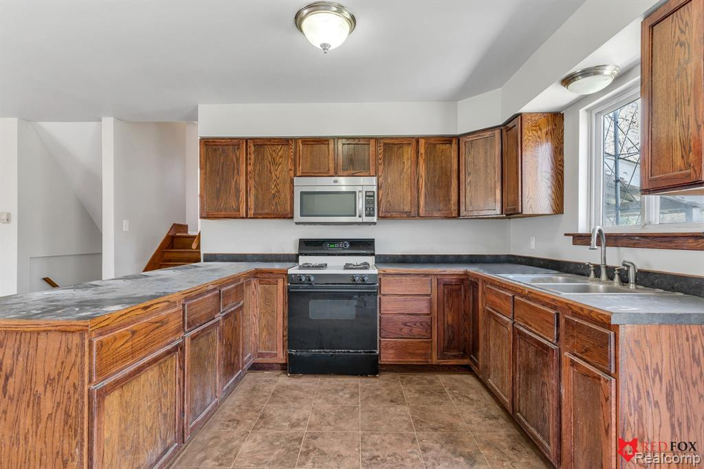 9062 VISTA DEL ARROYA Drive, Flushing, MI 48433 — Photo 10