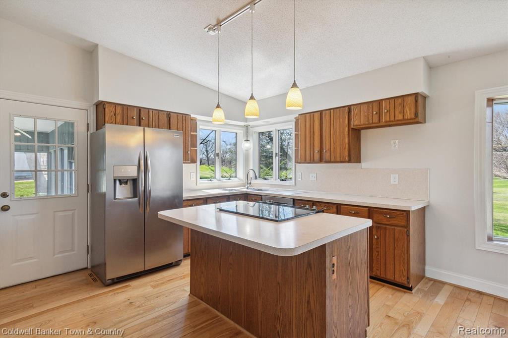 6525 LOMBARDY Drive, Chelsea, MI 48118 — Photo 13