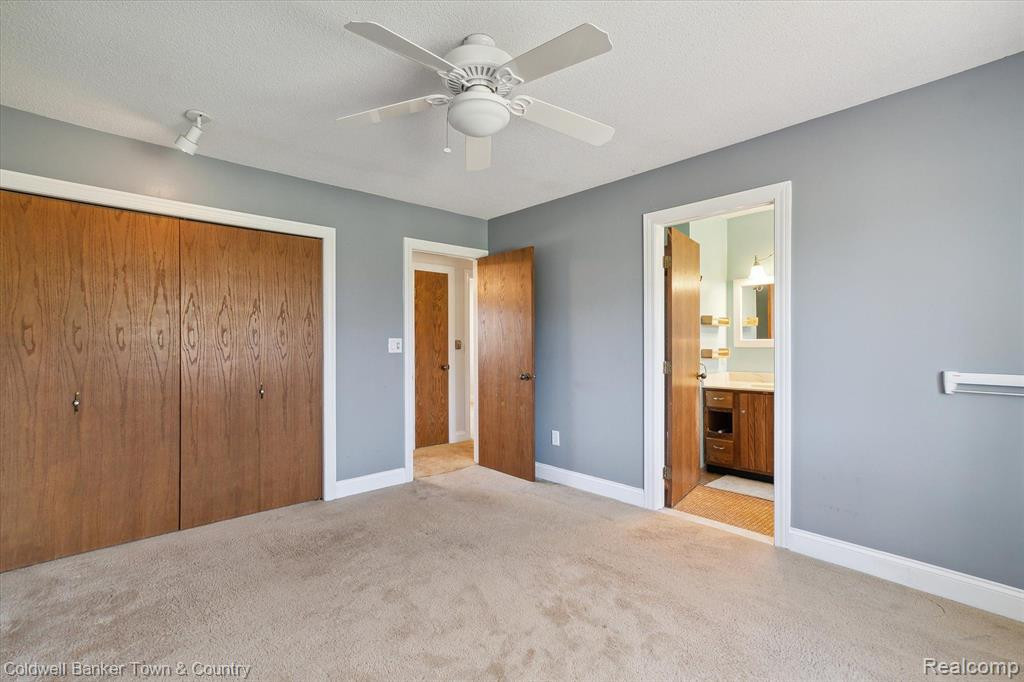 6525 LOMBARDY Drive, Chelsea, MI 48118 — Photo 25