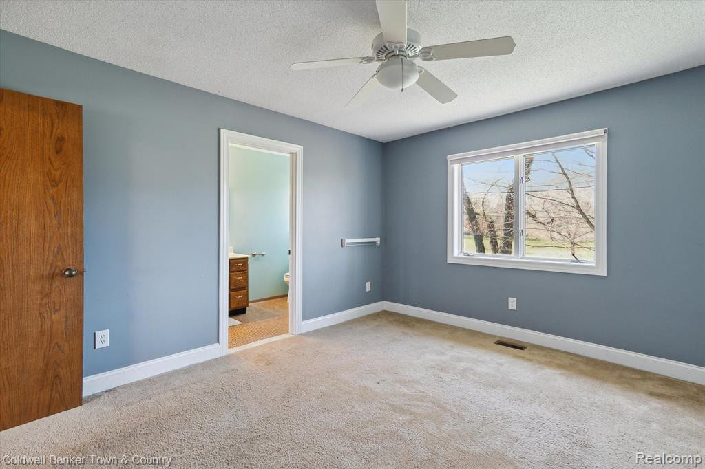 6525 LOMBARDY Drive, Chelsea, MI 48118 — Photo 26