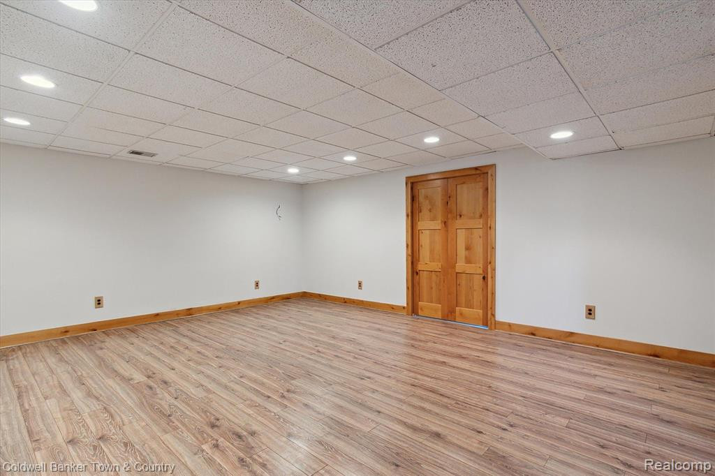 6525 LOMBARDY Drive, Chelsea, MI 48118 — Photo 40