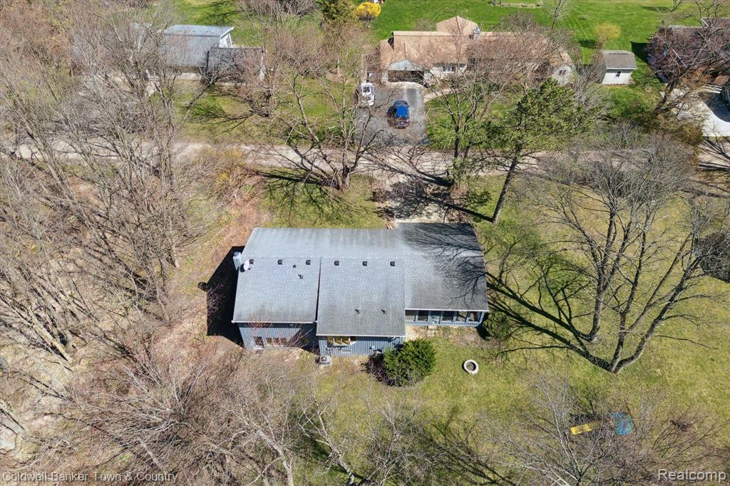 6525 LOMBARDY Drive, Chelsea, MI 48118 — Photo 55