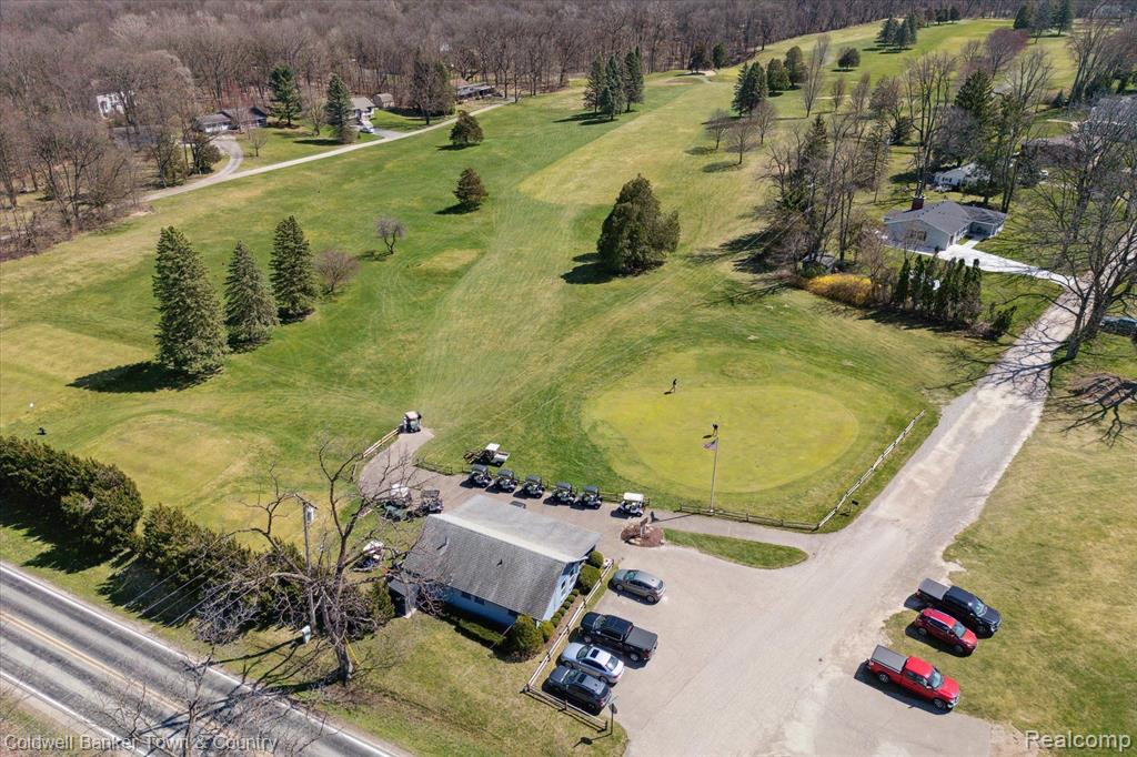 6525 LOMBARDY Drive, Chelsea, MI 48118 — Photo 59