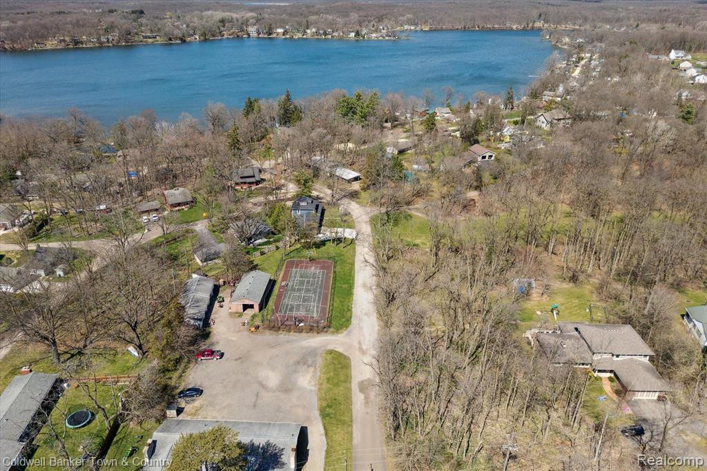 6525 LOMBARDY Drive, Chelsea, MI 48118 — Photo 61