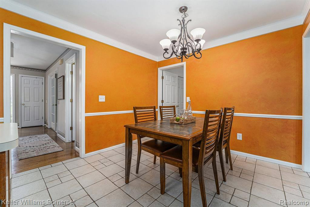 6644 HILL TOP Drive, Troy, MI 48098 — Photo 13