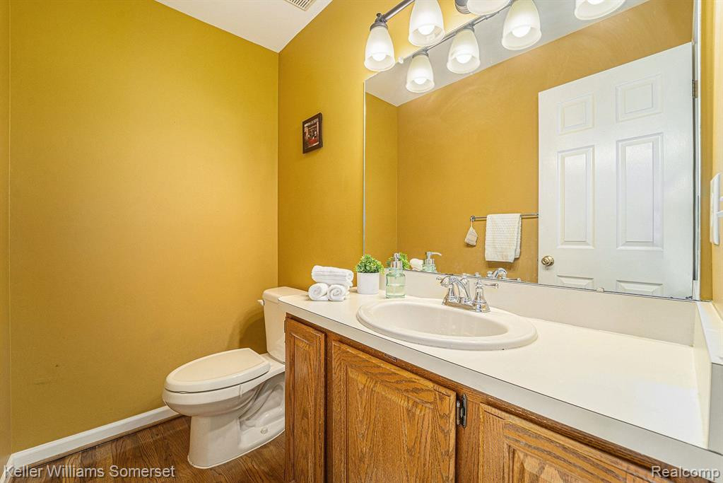 6644 HILL TOP Drive, Troy, MI 48098 — Photo 20
