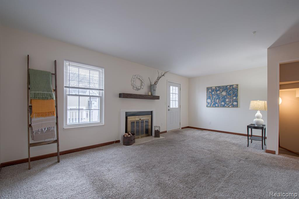 21280 E GLEN HAVEN Circle, Northville, MI 48167 — Photo 3
