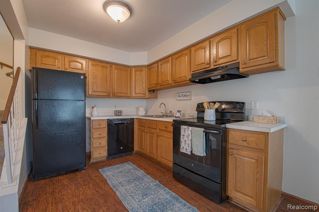 21280 E GLEN HAVEN Circle, Northville, MI 48167 — Photo 6