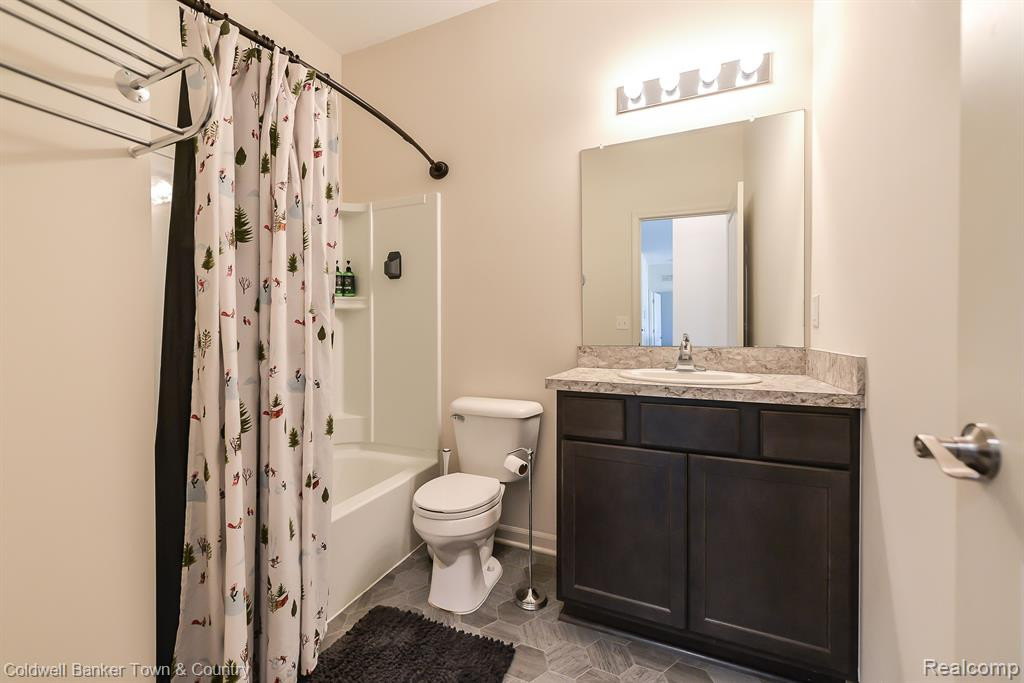 9940 RIDGE RUN Street, Howell, MI 48855 — Photo 18