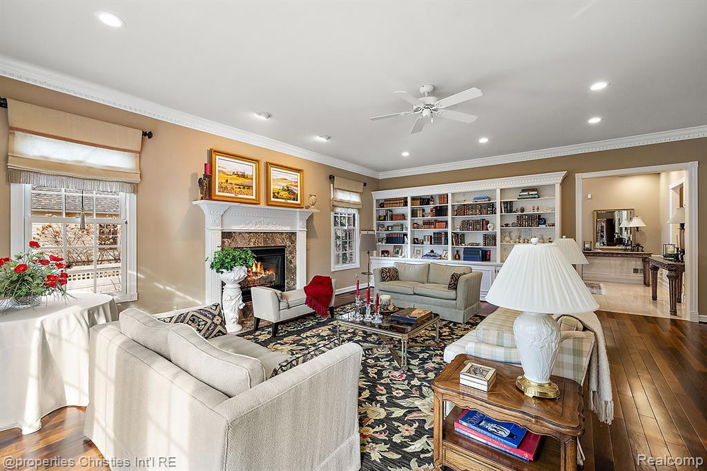 727 HARMON Street, Birmingham, MI 48009 — Photo 8