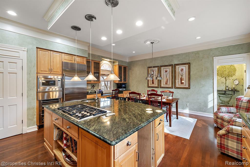 727 HARMON Street, Birmingham, MI 48009 — Photo 21