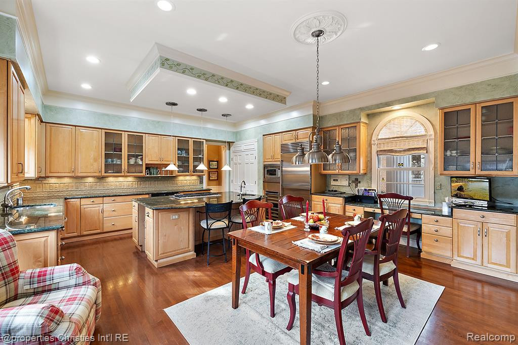 727 HARMON Street, Birmingham, MI 48009 — Photo 22