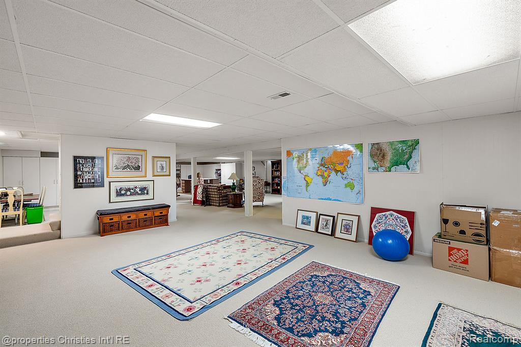 727 HARMON Street, Birmingham, MI 48009 — Photo 40