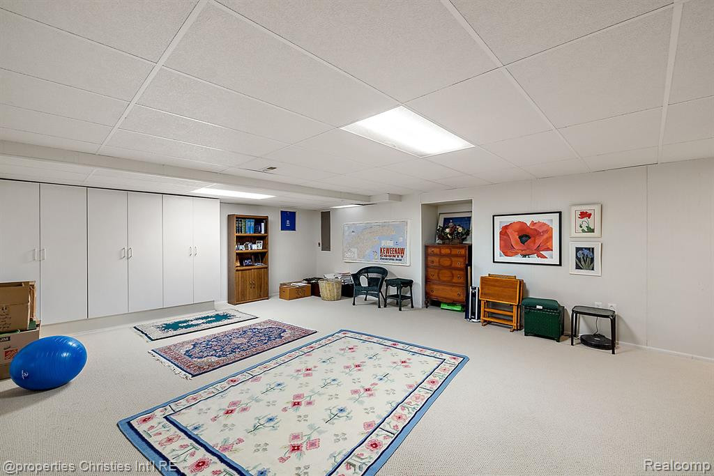 727 HARMON Street, Birmingham, MI 48009 — Photo 41