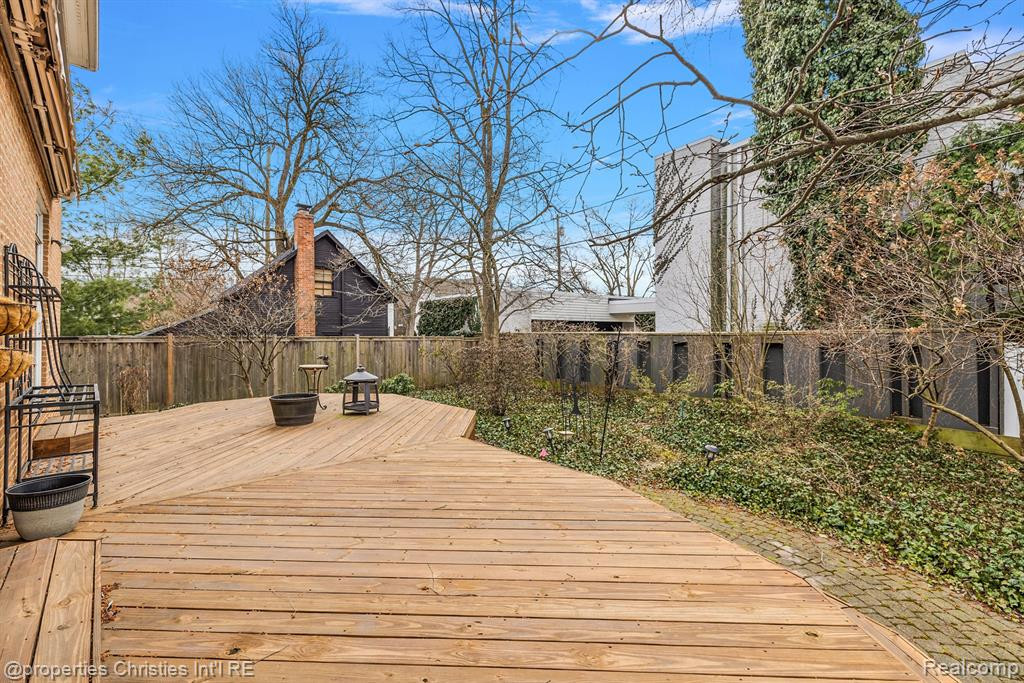 727 HARMON Street, Birmingham, MI 48009 — Photo 45