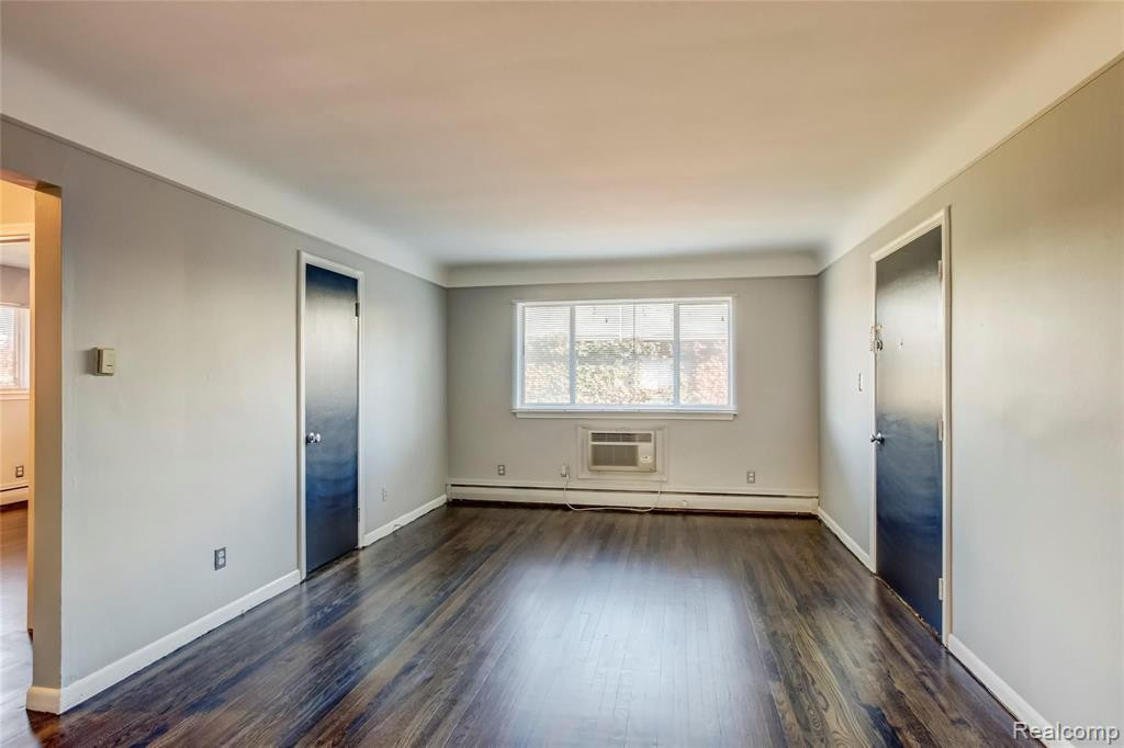 629 W Maple Road Unit#2, Clawson, MI — Photo 5