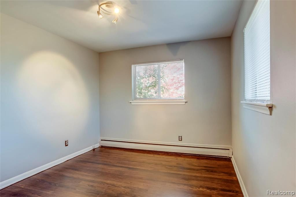 629 W Maple Road Unit#2, Clawson, MI — Photo 8