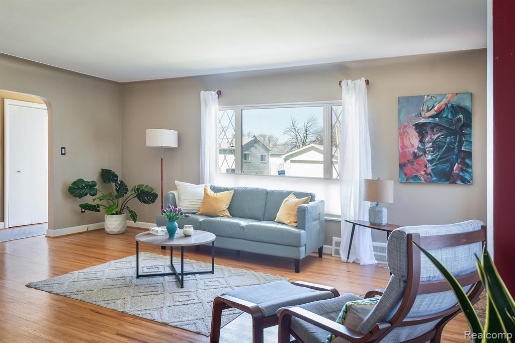 8628 Jewett Avenue, Warren, MI 48089 — Photo 4