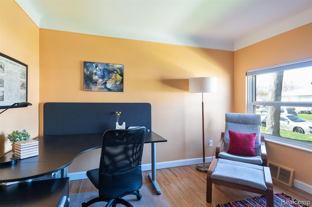 8628 Jewett Avenue, Warren, MI 48089 — Photo 14