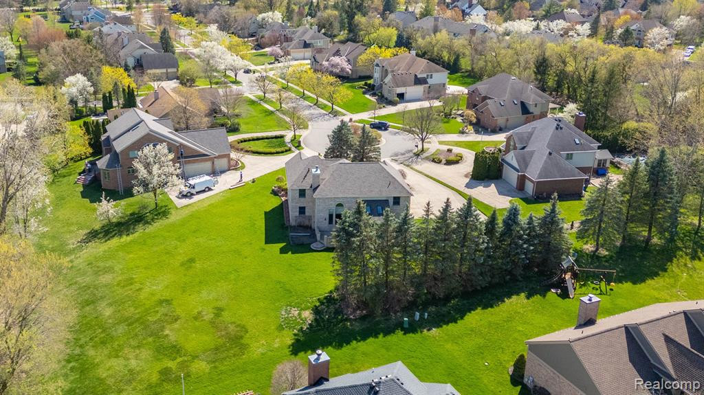 7492 OAKMONT, Canton, MI 48187 — Photo 8