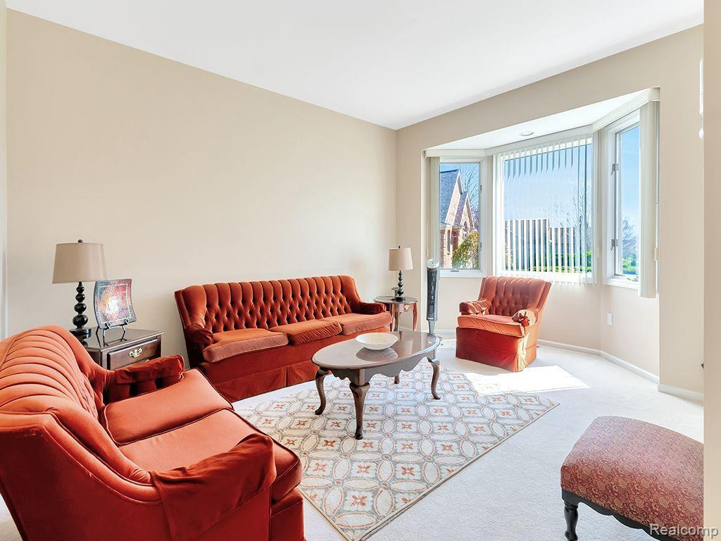 7492 OAKMONT, Canton, MI 48187 — Photo 13
