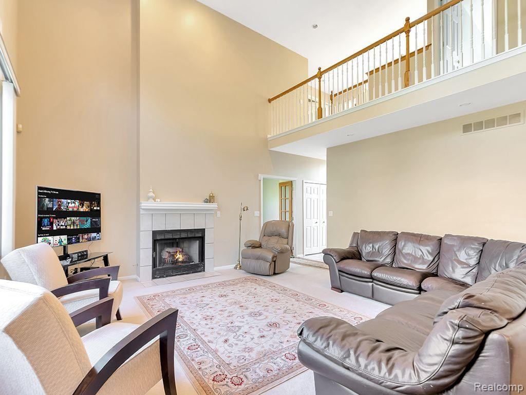 7492 OAKMONT, Canton, MI 48187 — Photo 18