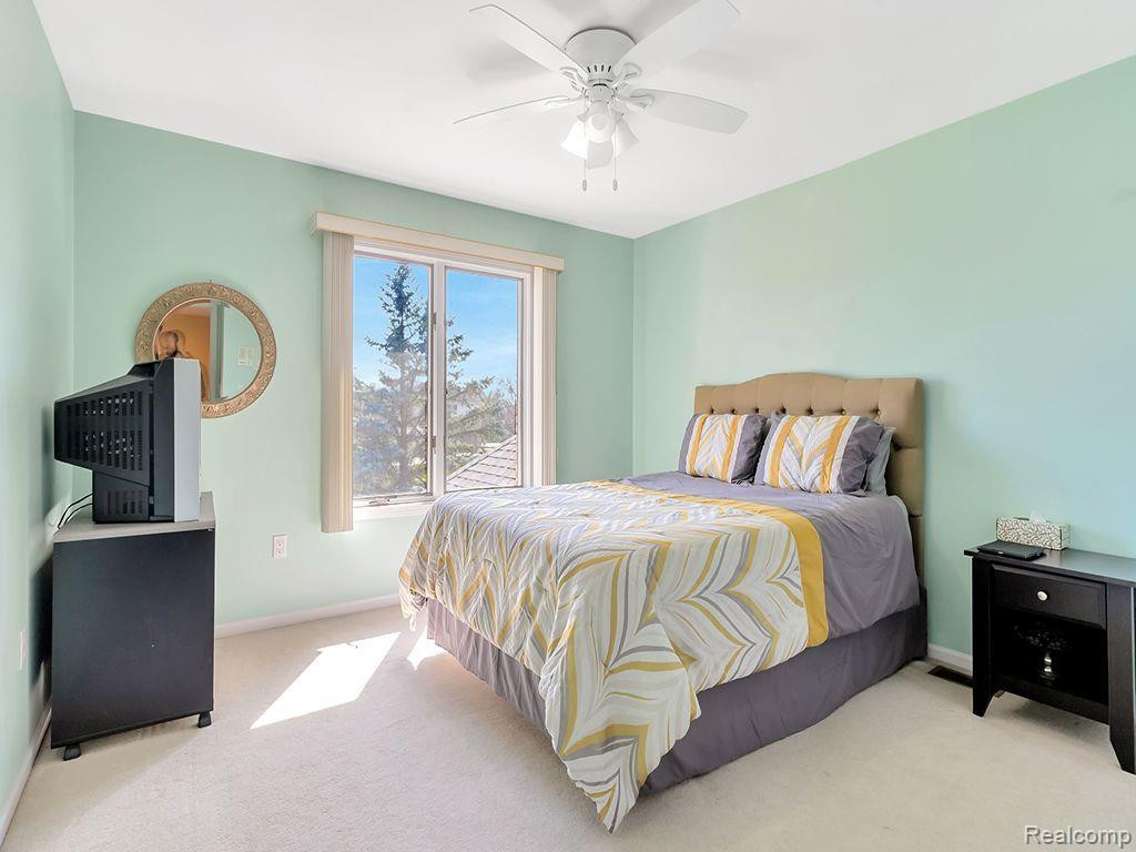 7492 OAKMONT, Canton, MI 48187 — Photo 27