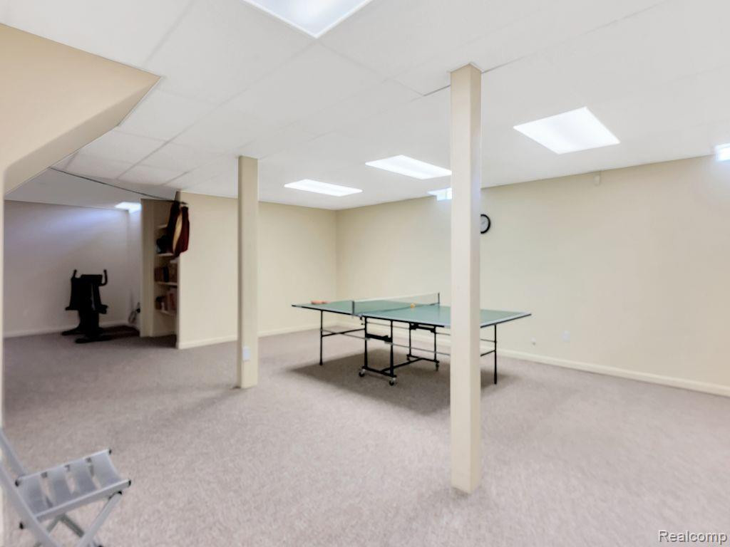 7492 OAKMONT, Canton, MI 48187 — Photo 40