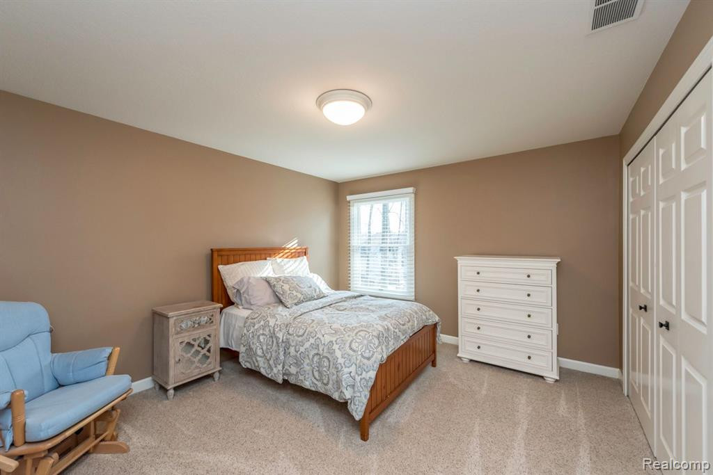 1363 WHISPERING MAPLES Court, Ann Arbor, MI 48108 — Photo 32