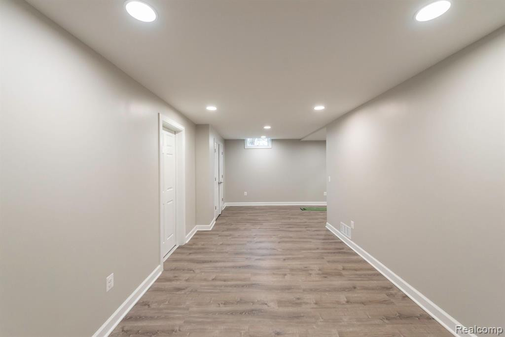 1363 WHISPERING MAPLES Court, Ann Arbor, MI 48108 — Photo 53