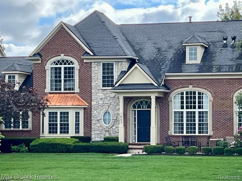 1607 PENINSULA Court, 147, Canton, MI 48187 — front exterior