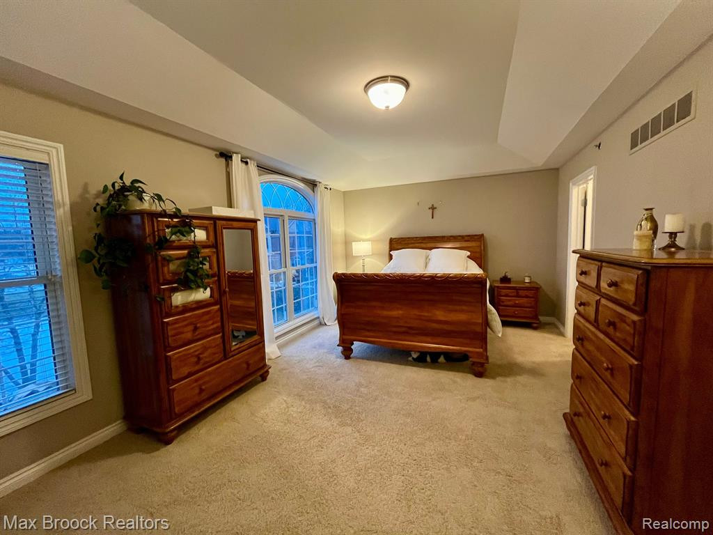 1607 PENINSULA Court, 147, Canton, MI 48187 — Photo 17