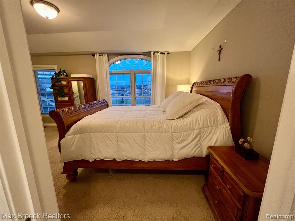 1607 PENINSULA Court, 147, Canton, MI 48187 — Photo 18